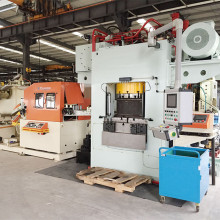 Automatic high-speed fine-blanking press line