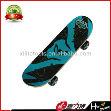 17*5 inch chinese maple skate board(XLT1705)