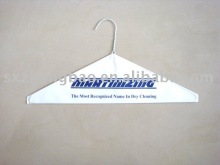 16" Caped Wire Hanger
