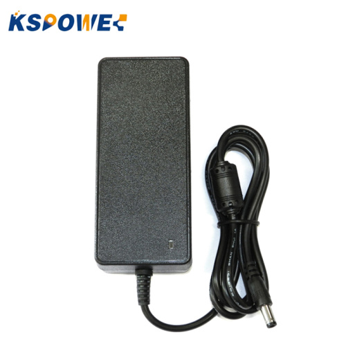 24V/60W Universele AC -adapter voor LAPTOP LCD -monitor