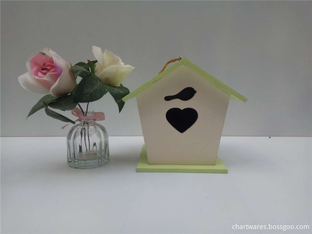 DIY simple wooden birds house hanging