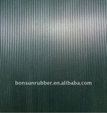black composite/mixed ribbed rubber sheeting/matting/flooring