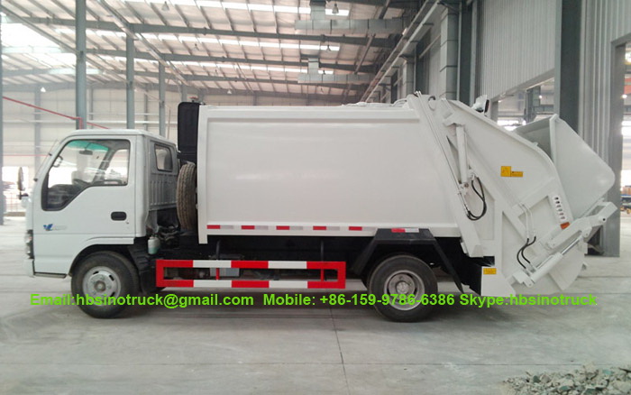 ISUZU 4M3 Refuse Compression Truck