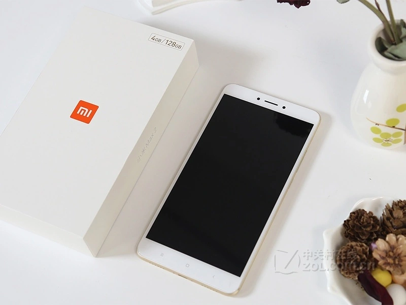 Mobile Phone Mi 5 Phone 3GB+64GB Fingerprint Identification 5.15 Inch Miui 7.0 Snapdragon 820 Quad Core