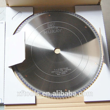 Circular cutting blade saw