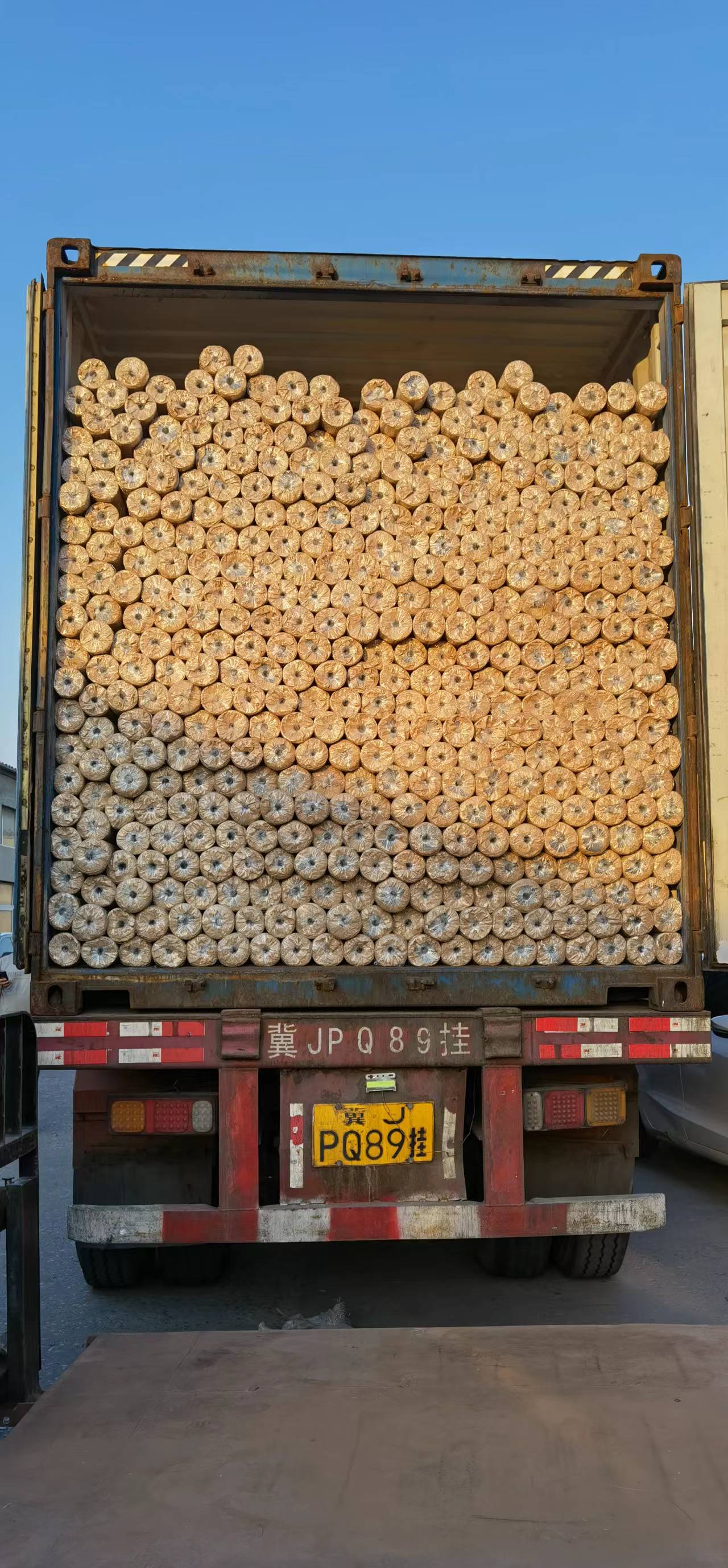 carga de malla de alambre hexagonal hexagonal wire netting loading