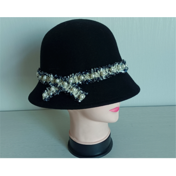 Cappello a cloche casual in feltro di lana 100% con perle