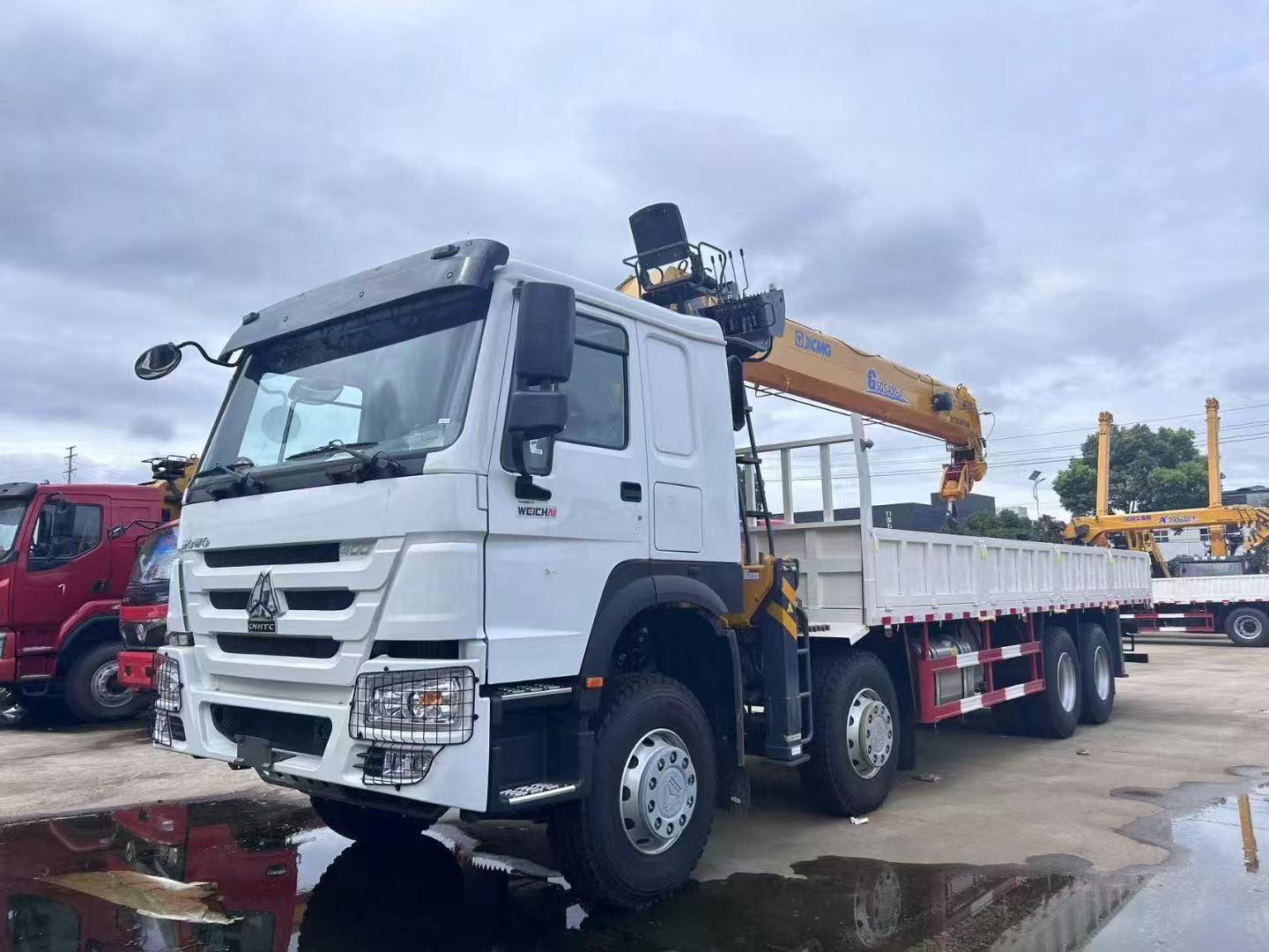 Camión Howo Crane (6) HOWO Crane Truck (6)