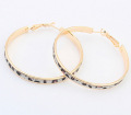 overdreven mode Leopard afdrukken grote ronde metalen goud legering hoop Earrings hoop earrings voor vrouwen 2 kleuren groothandel nieuwe hot-selling