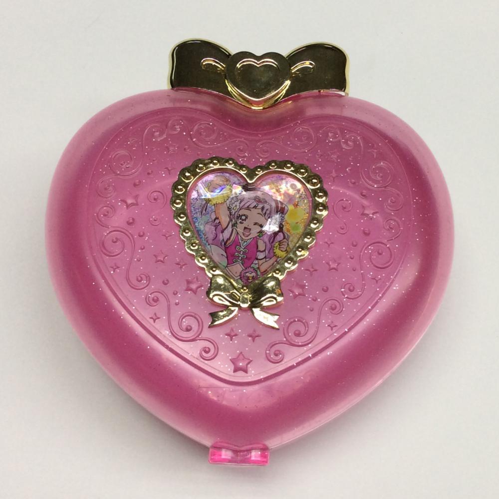 Plastic heart shaped gift boxes