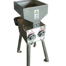 Stainless Steel Malt Mill - Barley Crusher at Lower Price