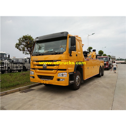 SINOTRUK 25T 10 Wheel Telescopic Crane Trucks