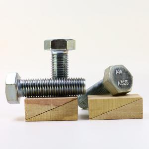 Hexagon headed bolt