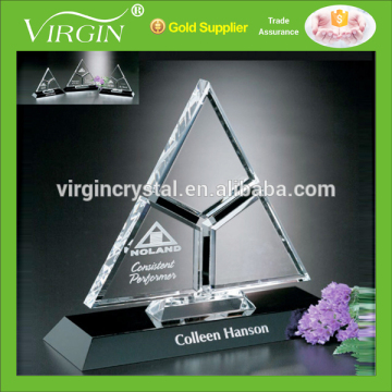 Creative crystal triangle award with black base for customized logo for alumni award