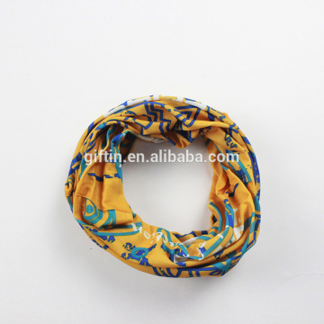 Gift-In good quality Knitted Scarf