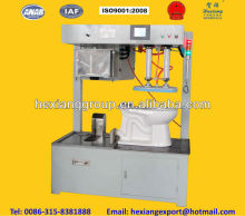 Leakage and flow water testing machine for water closet