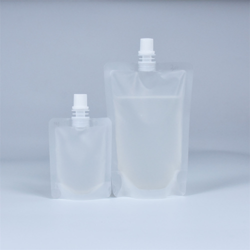 Bolsa vertical reciclable transparente con boquilla para líquido 150ml
