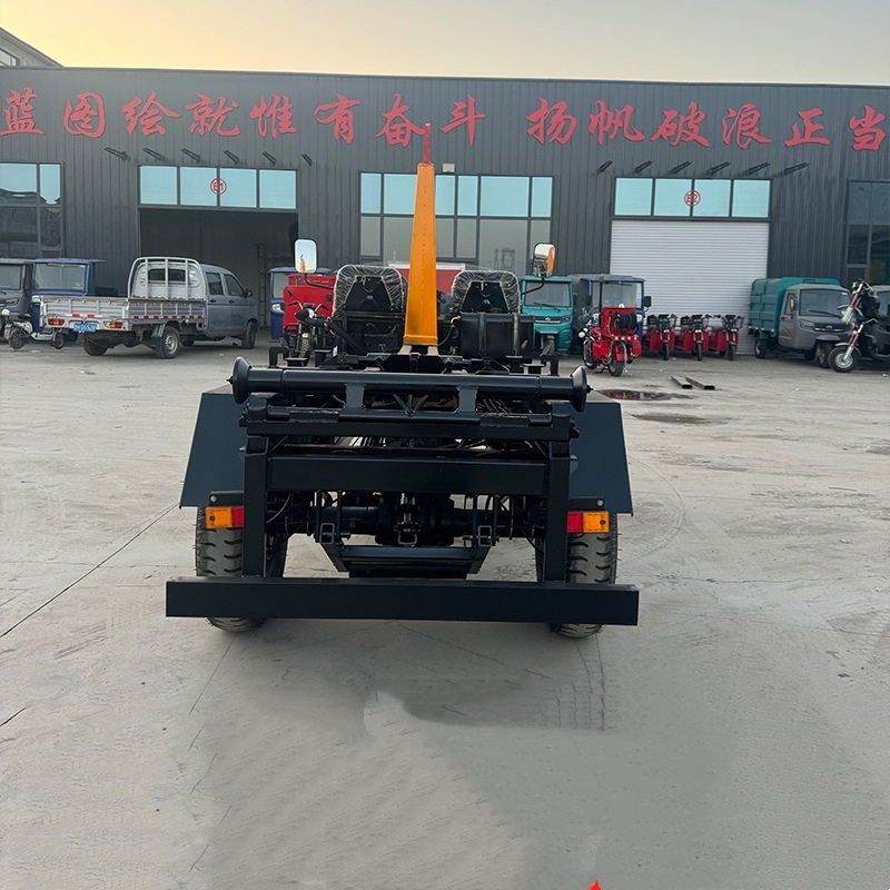 Portable Three-Wheel Diesel Hook Lift Waste Transfer Unit