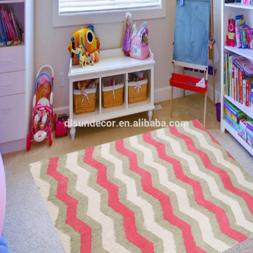 Non-taxic soft polyester kids rug