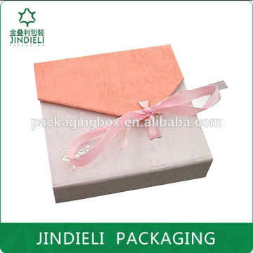 Pink lanimation cardboard wholesale jewelry packaging box