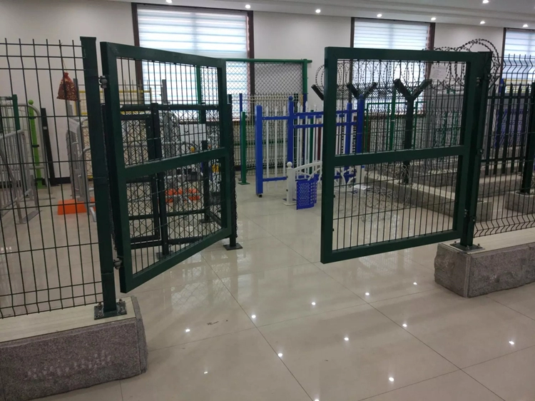 welded steel wire mesh fence swing gate