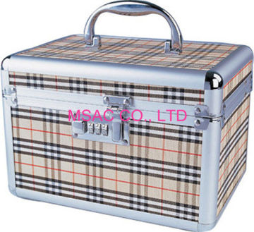 Beige Aluminum Cosmetic Cases / Abs Tool Cases For Carry Cosmetic Tool
