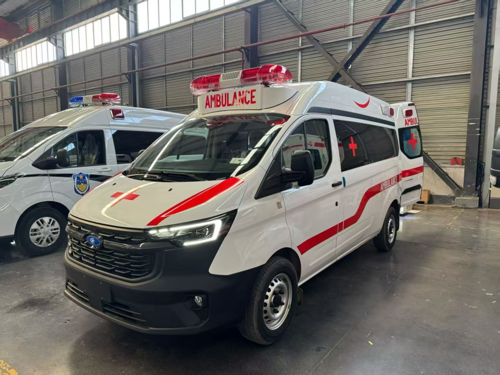 Медицинская машина скорой помощи для длительной перевозки пациентов Medical Ambulance for Extended Patient Transportation