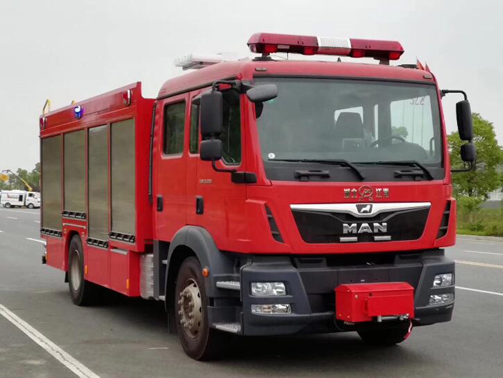 new CAFS foam fire truck