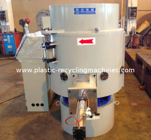 Pp / Pe Film Recycling Plastic Agglomerator With Rotary Blade