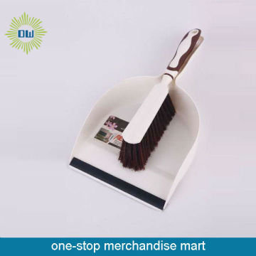 Convenient broom and dustpan set