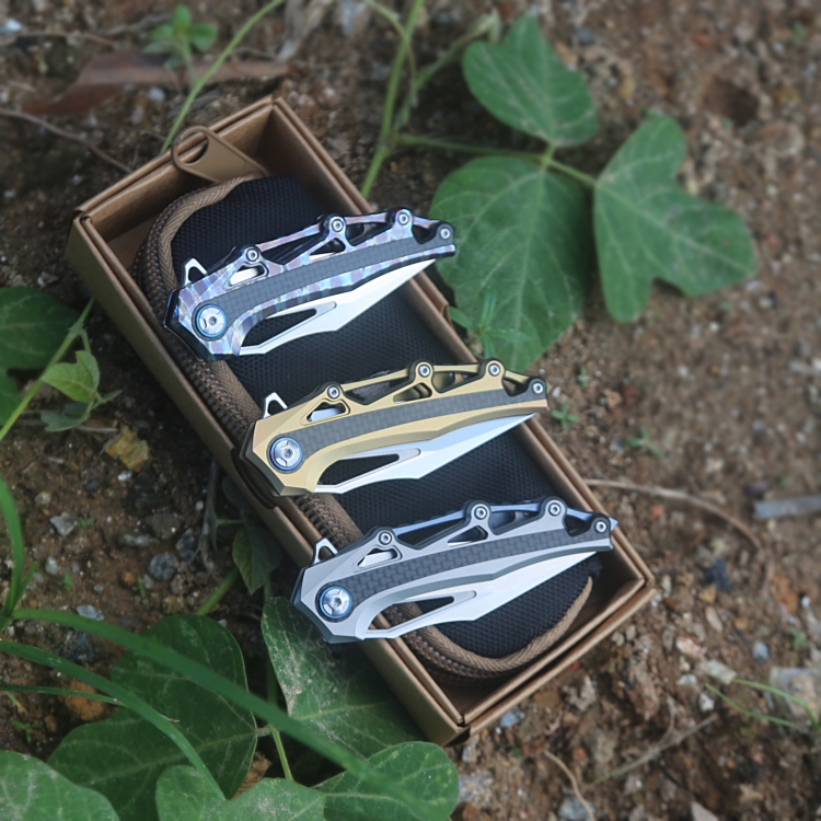 Super Quality Survival Folding Blade Knife