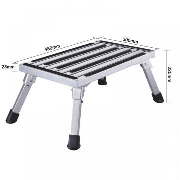 step aluminum ladder