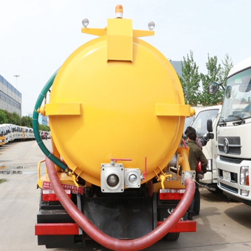 2018 Shocking price industrial vacuum cleaner truck for sale