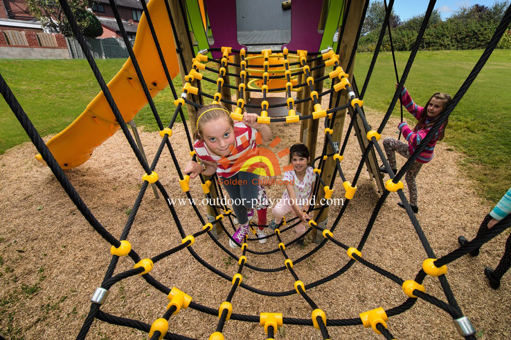 outdoor play structure inclined net park