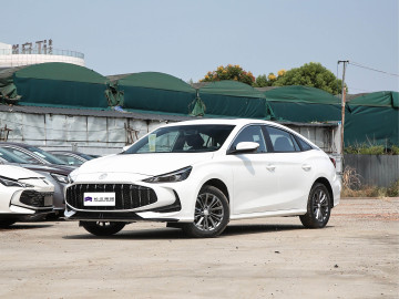 2025 MG MG5 Gasoline Sedan Car