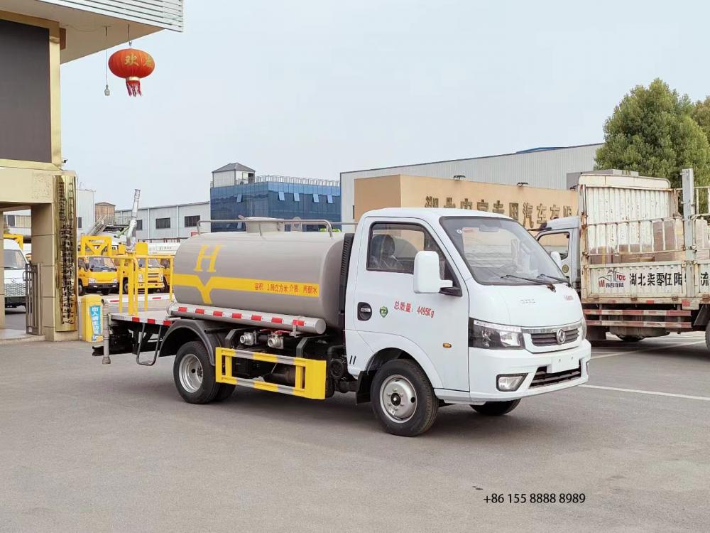 2 5cbm Water Truck 4 Jpg