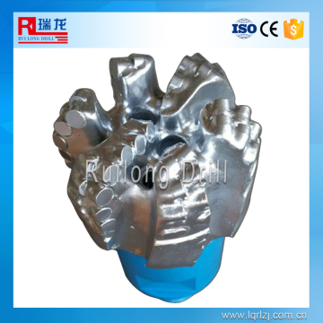 Water well drilling PDC bit