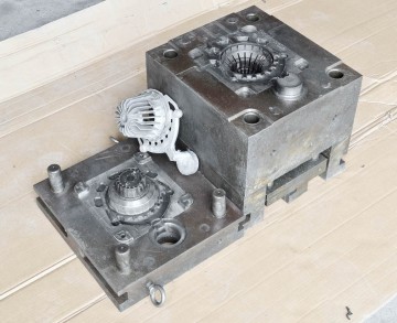 Aluminum die casting mould