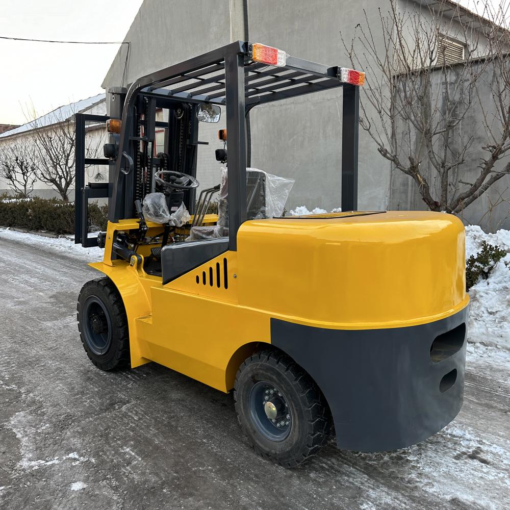 Carrello elevatore elettrico con capacità di carico