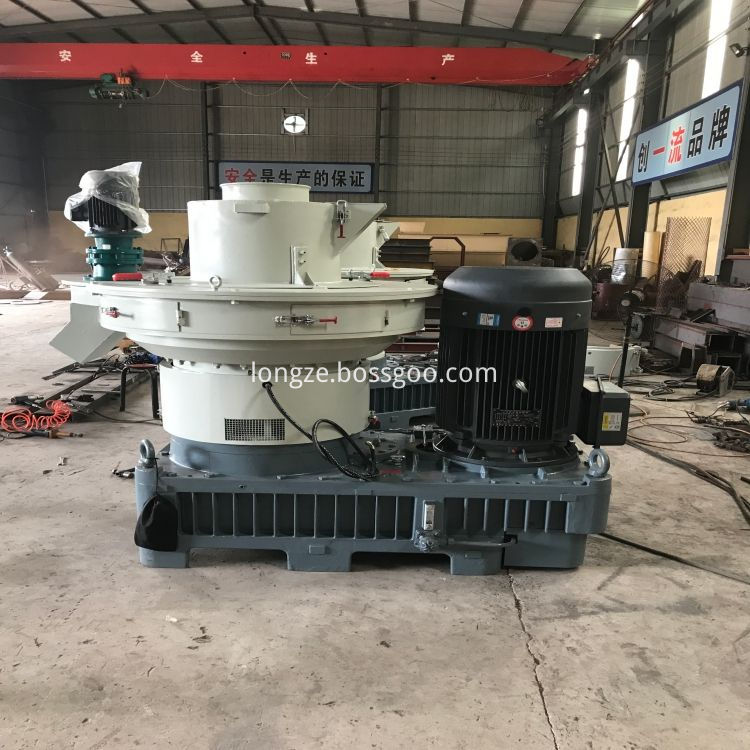 1-1.5ton/hour 90kw XGJ560 Wood pellet machine