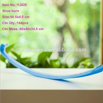 Colorful Long Handle Plastic Shoe Horn