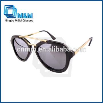 Metal Sunglasses With PC Frame Spectacle Frame Manufacturing Equipment