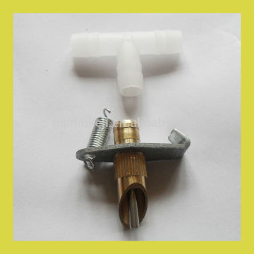 Automatic poultry watering system for rabbits