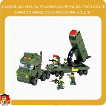 Educational plastic military tank toy
