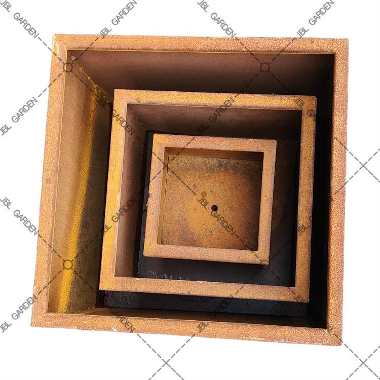Stahlpflanzer Steel Planter