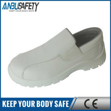 Hot selling non slippy sole SRC standard kitchen safety shoes hotel work shoes in white