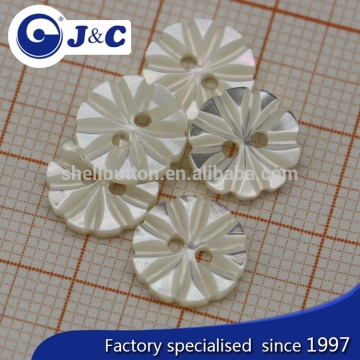 flower shape white mother of pearl shell button