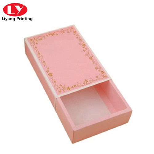 Cassettiera rosa con custodia in carta