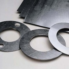 machine cutting flat rubber gasket