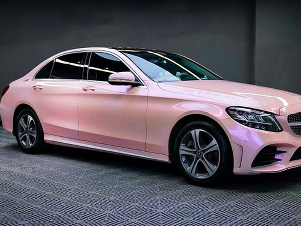 Chameleon Gloss Pink Car Wrap